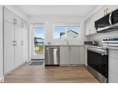 22709 84 AV NW photo 13