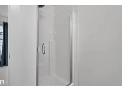 22709 84 AV NW photo 24