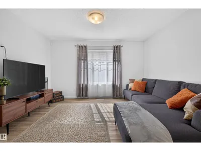 22709 84 AV NW photo 8