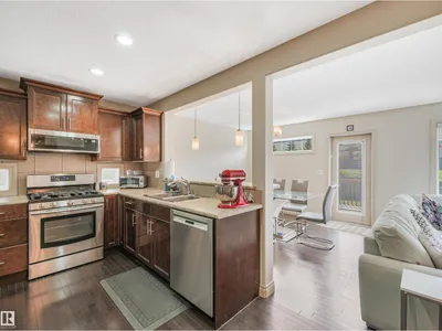 3897 GALLINGER LO NW photo 17