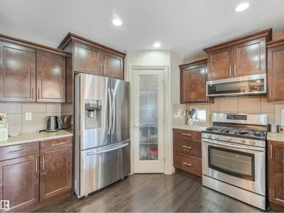 3897 GALLINGER LO NW photo 19