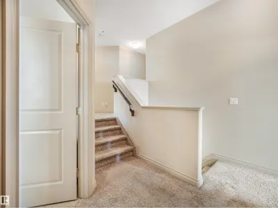 3897 GALLINGER LO NW photo 36