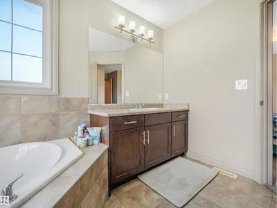 3897 GALLINGER LO NW photo 28
