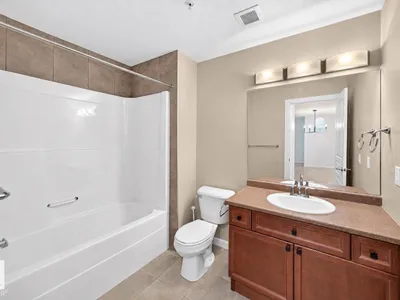 #103 400 PALISADES WY photo 8
