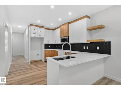 11927 90 ST NW photo 12