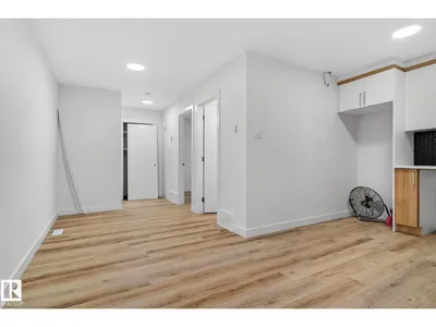11927 90 ST NW photo 49