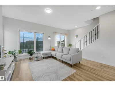 #35 11910 35 AV SW photo 32