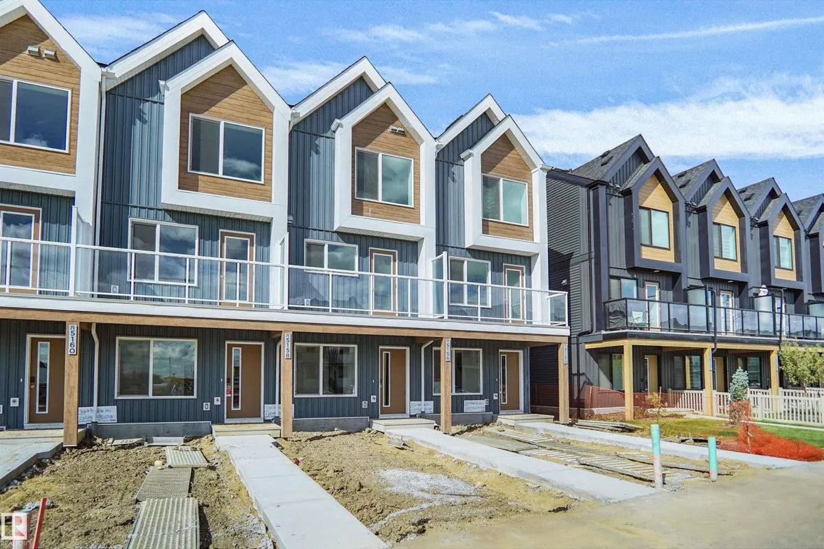 5156 River's Edge WY NW exterior