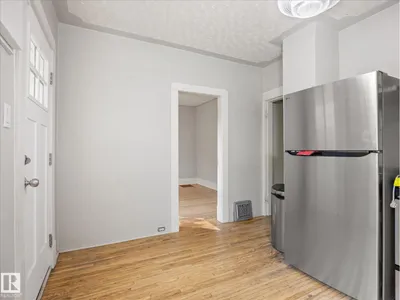 11331 66 ST NW photo 11