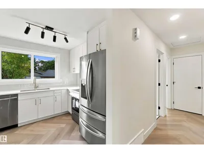13203 136A AV NW photo 15