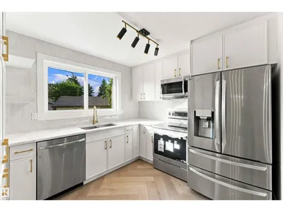 13203 136A AV NW photo 16
