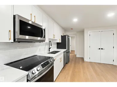 13203 136A AV NW photo 35