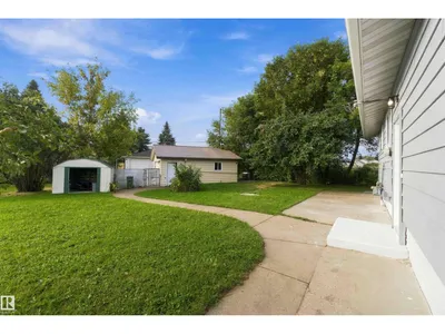 13203 136A AV NW photo 48