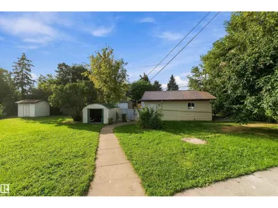13203 136A AV NW photo 54