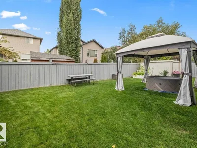 6014 48 AV photo 39