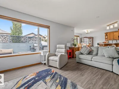 6014 48 AV photo 7