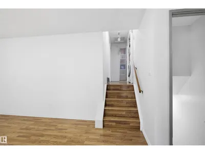 3803 12 AV NW photo 17