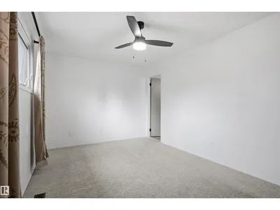 3803 12 AV NW photo 24