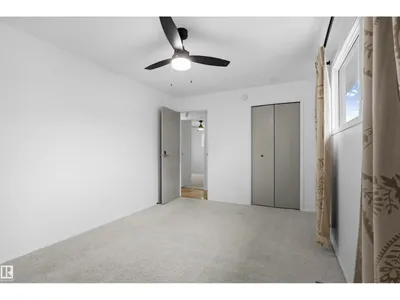 3803 12 AV NW photo 23