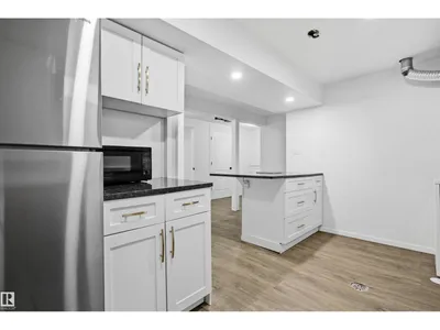 3803 12 AV NW photo 42