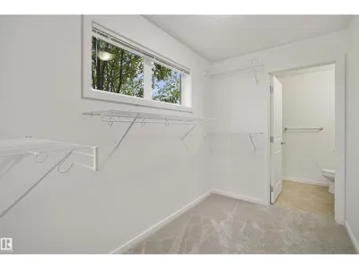 #114 3357 16A AV NW photo 32