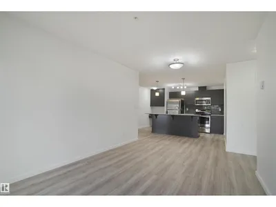 #114 3357 16A AV NW photo 16