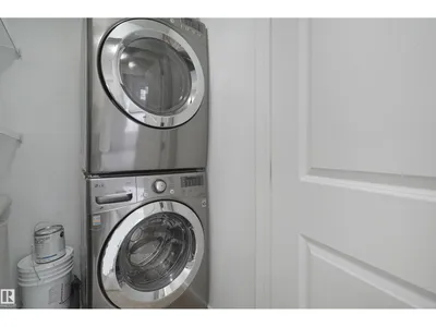 #114 3357 16A AV NW photo 19