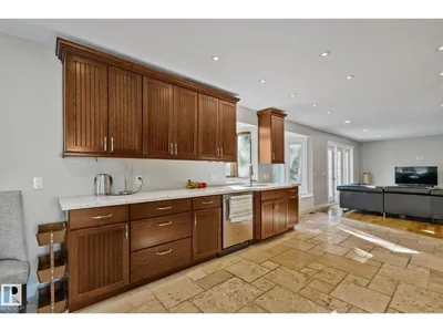 12403 29A AV NW photo 10