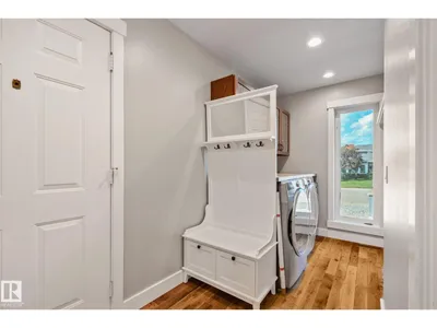 12403 29A AV NW photo 16