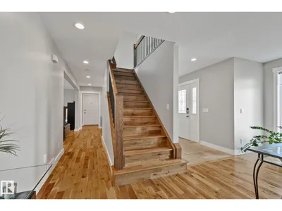 12403 29A AV NW photo 21