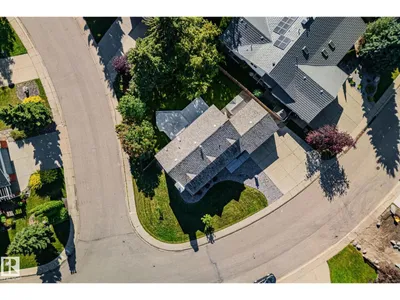 12403 29A AV NW photo 47