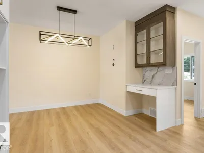 10323 79 ST NW photo 4