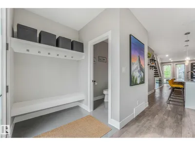 8715 83 AV NW photo 18