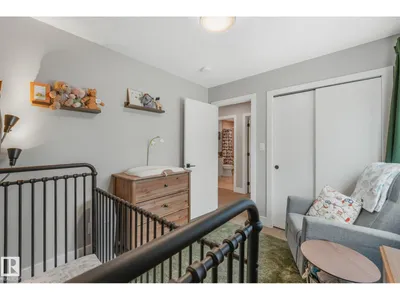 8715 83 AV NW photo 22