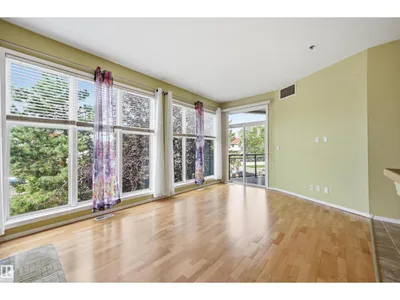 #248 4827 104A ST NW photo 8