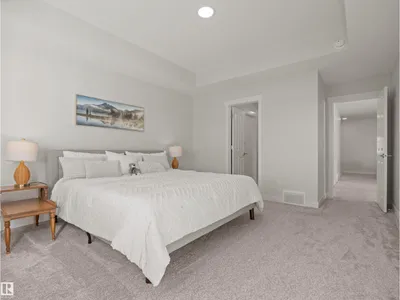 431 30 AV NW photo 27