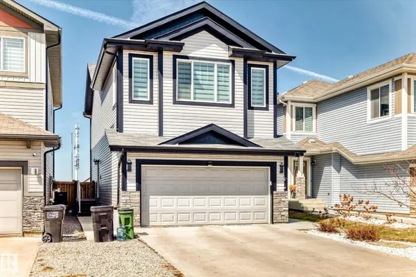 16320 12 AV SW photo 2