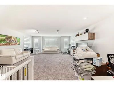 16320 12 AV SW photo 38