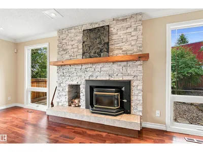 14103 60 AV NW photo 22