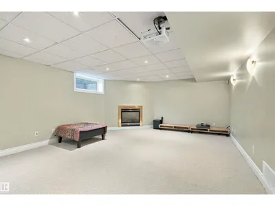 14103 60 AV NW photo 52