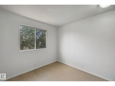 8807 181 ST NW photo 40