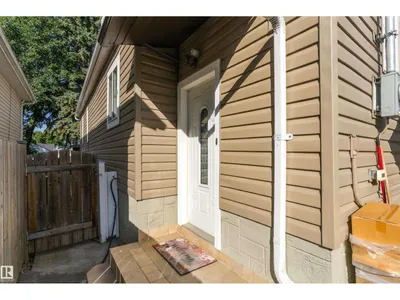 11911 70 ST NW photo 22