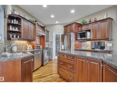 38 SHORES DR photo 14
