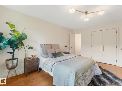 2031 104A ST NW photo 29