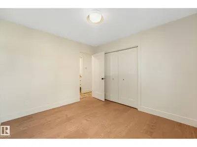 2031 104A ST NW photo 33