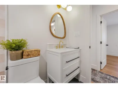 2031 104A ST NW photo 37