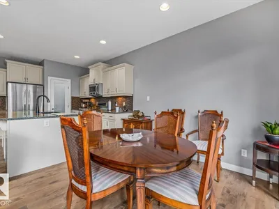 647 CANTOR LD SW photo 12