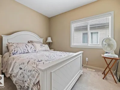 647 CANTOR LD SW photo 24