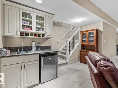 647 CANTOR LD SW photo 27