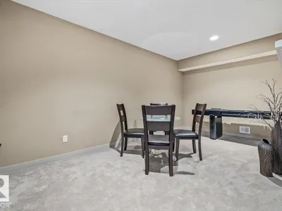 647 CANTOR LD SW photo 31